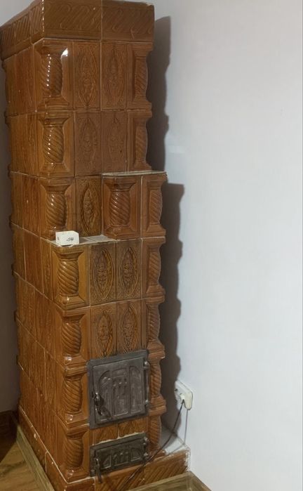 Vând bucăți de teracotă