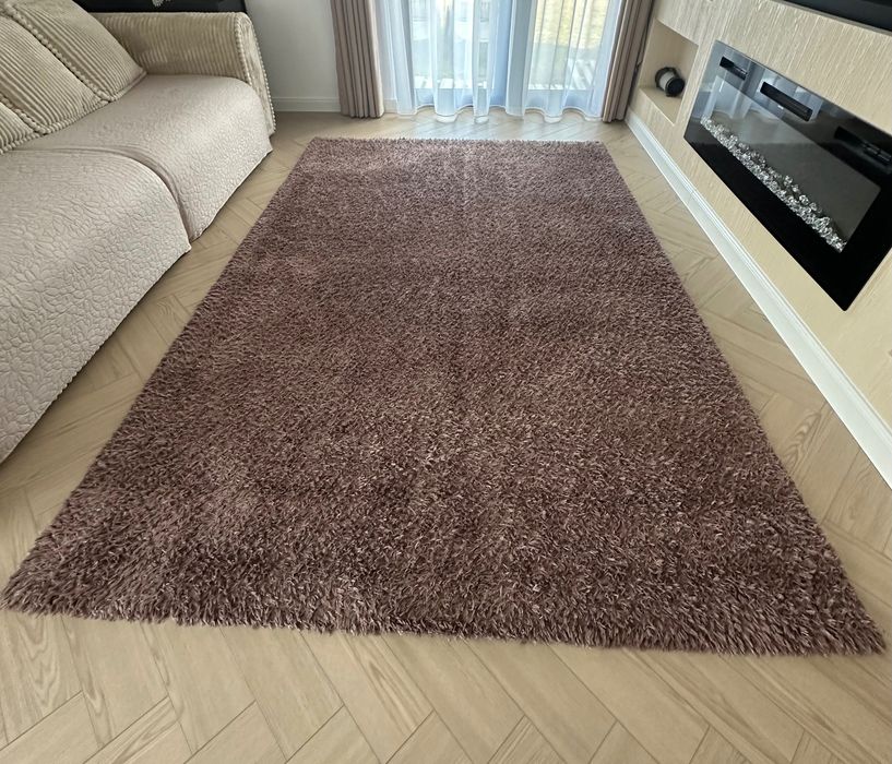 Vând covor 2x3 m