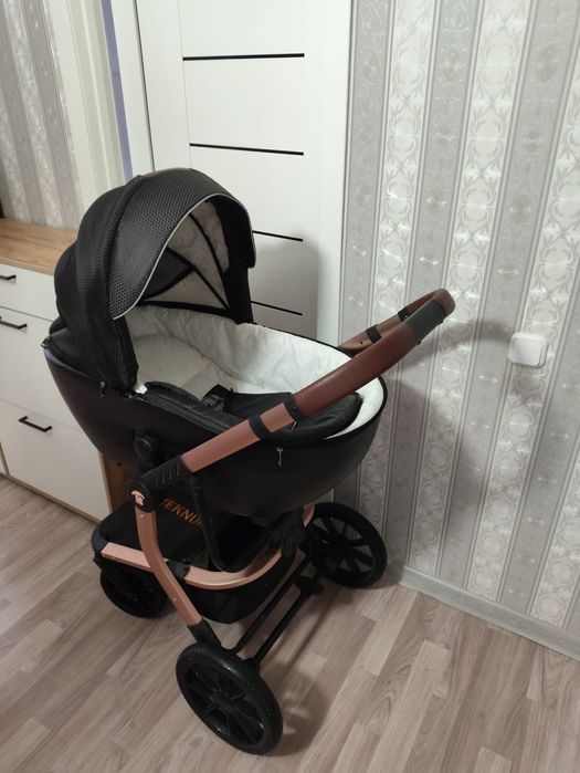 Продам детскую коляску