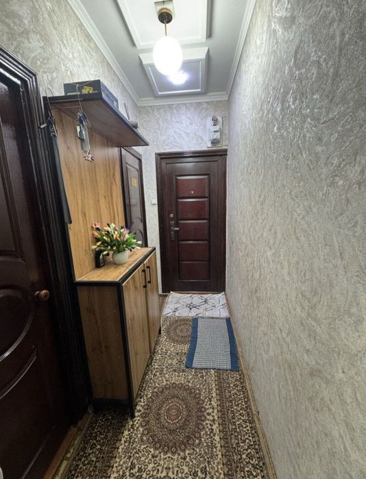 Срочно Продаётся 2ком Чиланзар 8кв