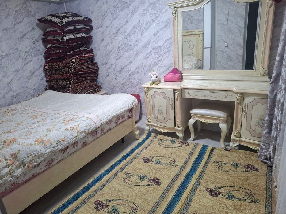 КАРШИ _ ЦЕНТР.Ор:АРОМА кафе, 2/1/5 с огородом,отдельный вход,2хона60м2