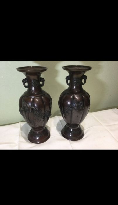 2 vaze japoneze vechi din bronz, Meiji, marcaj Kyoto Murakami