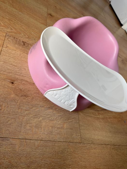 Бебешко столче Bumbo с масичка