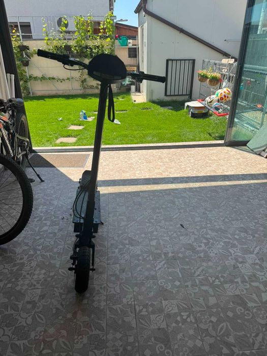 Vând Trotinetă Electrică KuKirin G2 (Model 2025) + GENTUȚĂ BONUS!