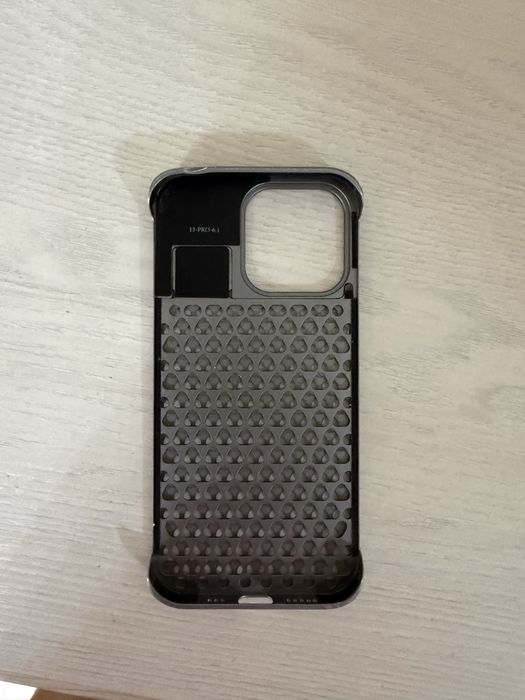 Чехол на айфон 13 про