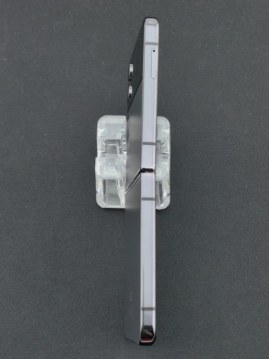 Samsung Galaxy Z Flip4 5G 128 GB-bpm126