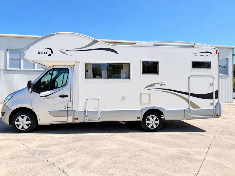 Кемпер - ⁠Бус: Renault Master, 2015г, 174000км