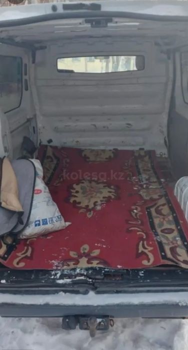 Продам грузовой бус срочно!