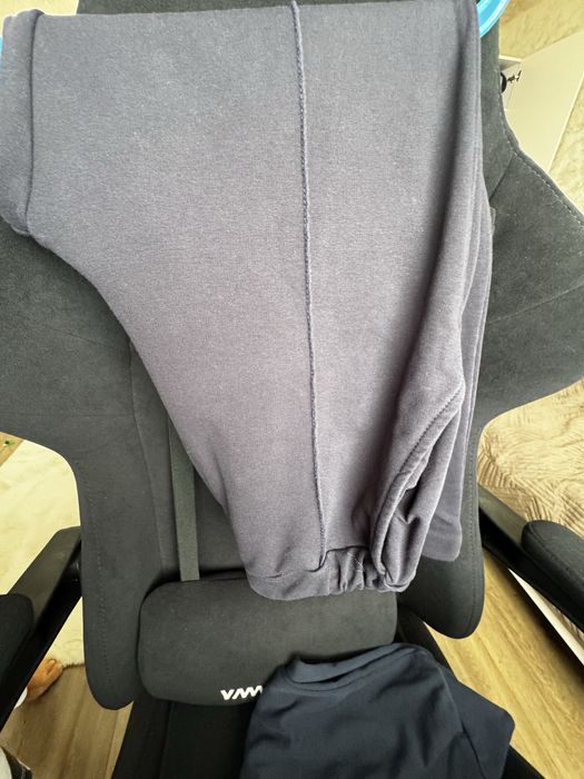 Брюки  на мальчика для школы, на резинке