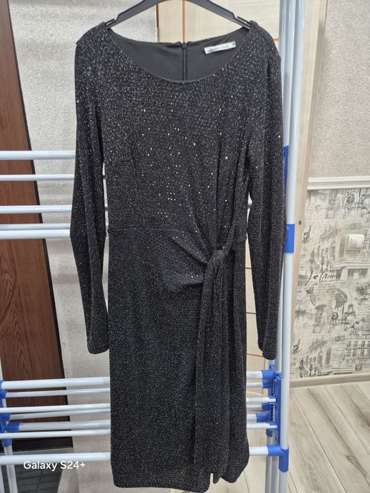 Платье нарядное 46-48