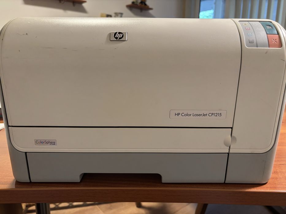 Цветен лазерен принтер HP