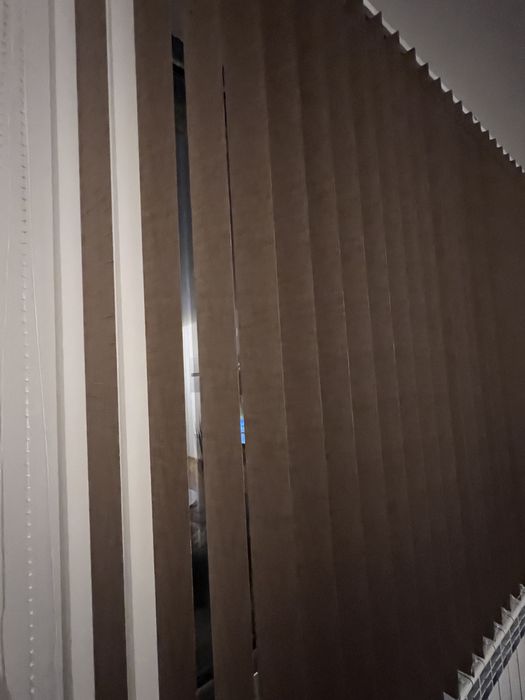 Продавам 3 броя щори