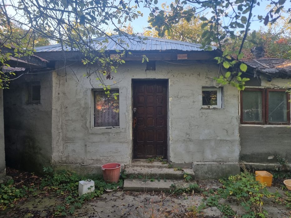 Teren de vânzare zona dotată