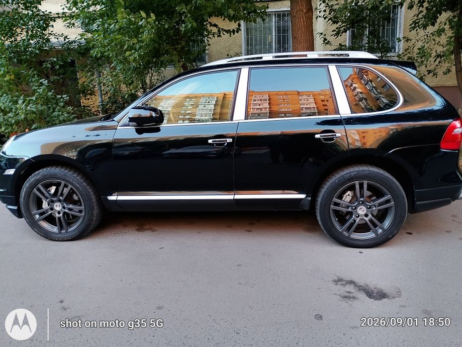 Продам Porsche Cayenne 2007г .