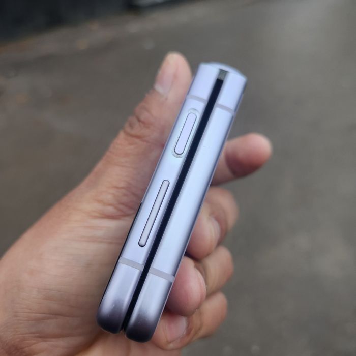 Samsung Z flip 3 5G 256gb