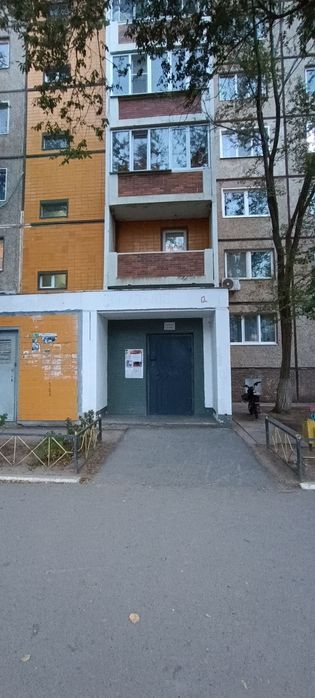 Продам квартиру в 10 мкр 2 дом