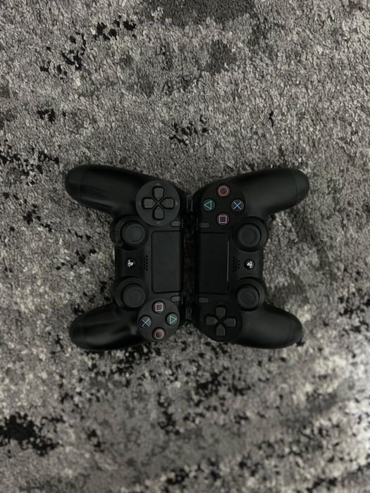 PlayStation 4 slim 1 TB