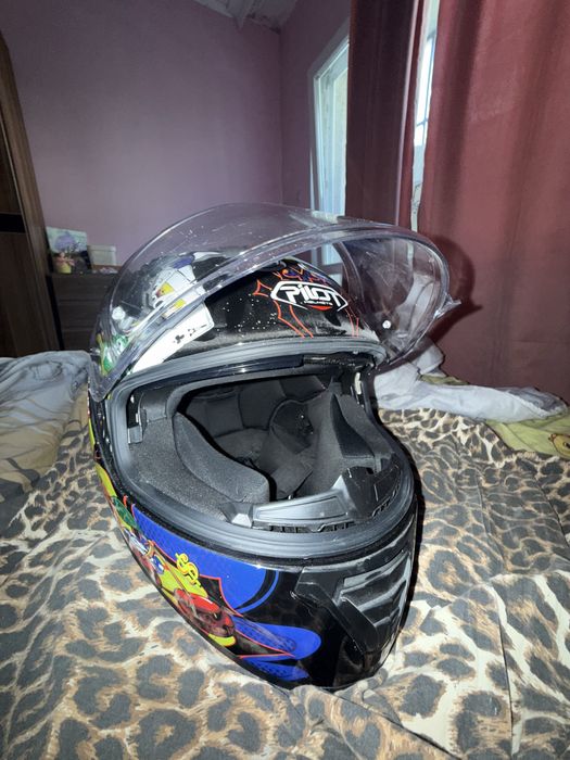 Pilot мото-каска разбер L