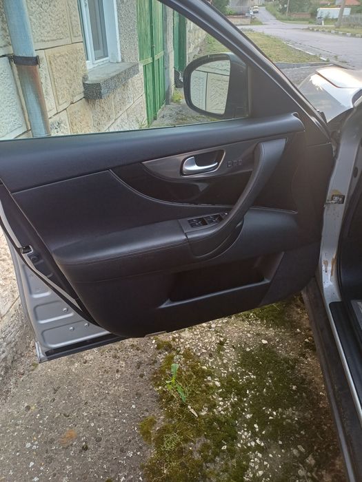 Infiniti fx 30 d на части