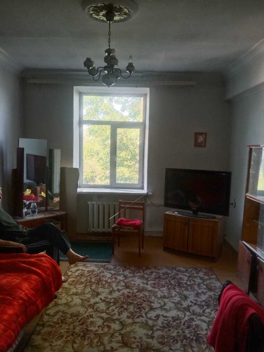 Продам 2-х комнатную  квартиру