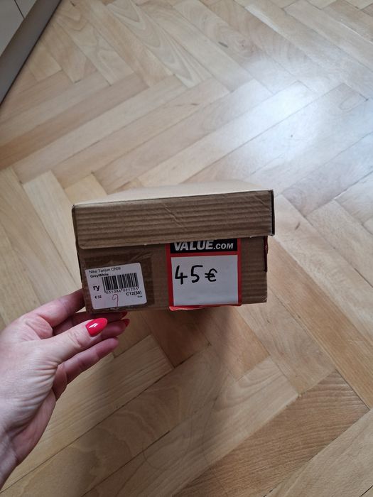 Нови детски маратонки Nike