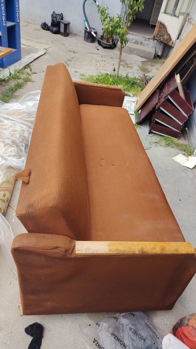 Divan диван даром