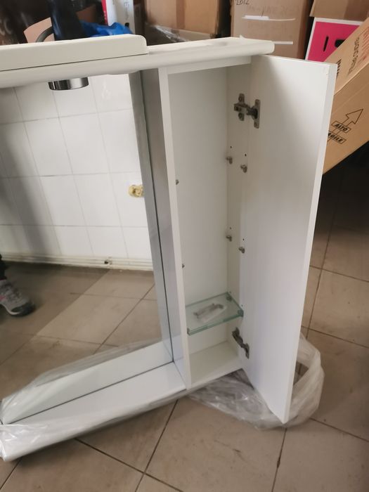 Dulap baie cu oglinda, iluminare si polita, 1 usa, dreapta Arthema