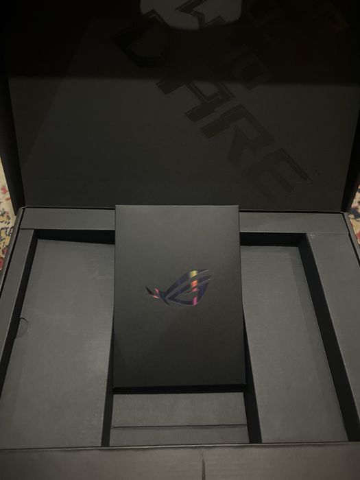 Продам наутбук ASUS ROG Flow X16 (2024)