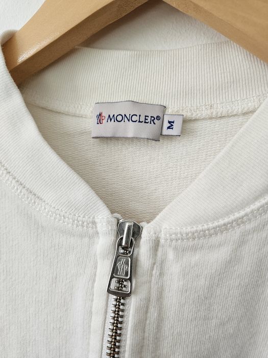 Moncler - жилетка, яке