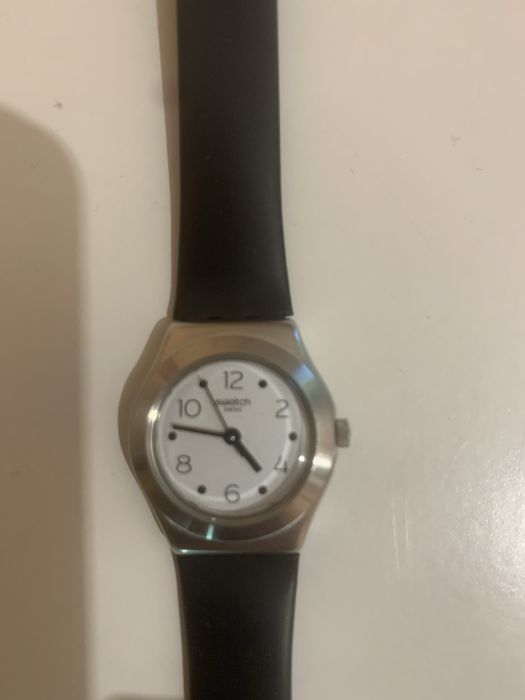 Дамски часовник Swatch