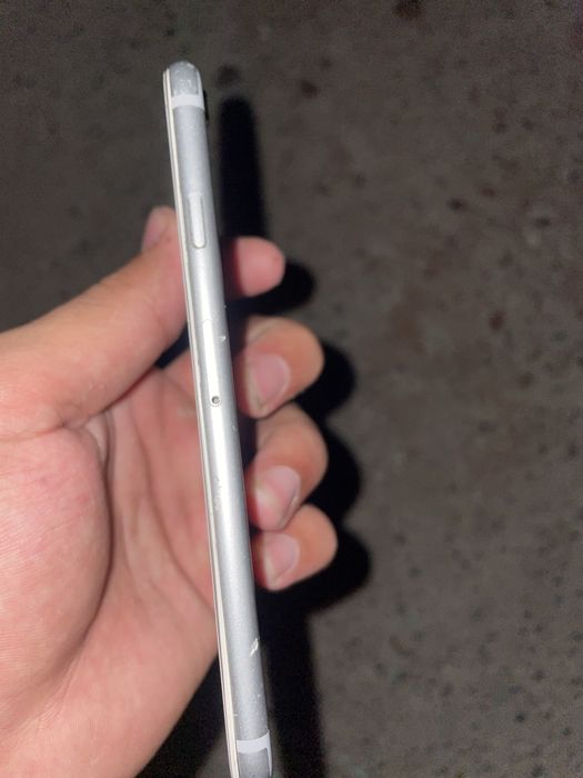 Iphone 6s ekran aybi ekran singan xotira 64gb akumlator 100%kelishamz