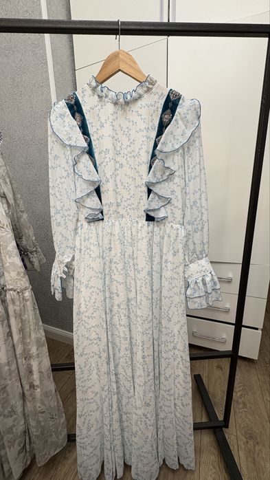 Платья нежная и красивая