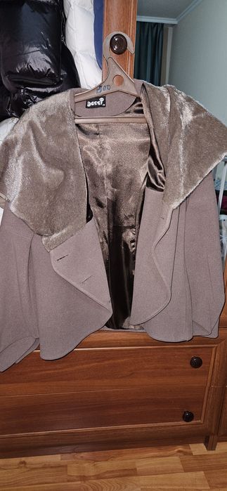 Продам пальто в хорошем состоянии