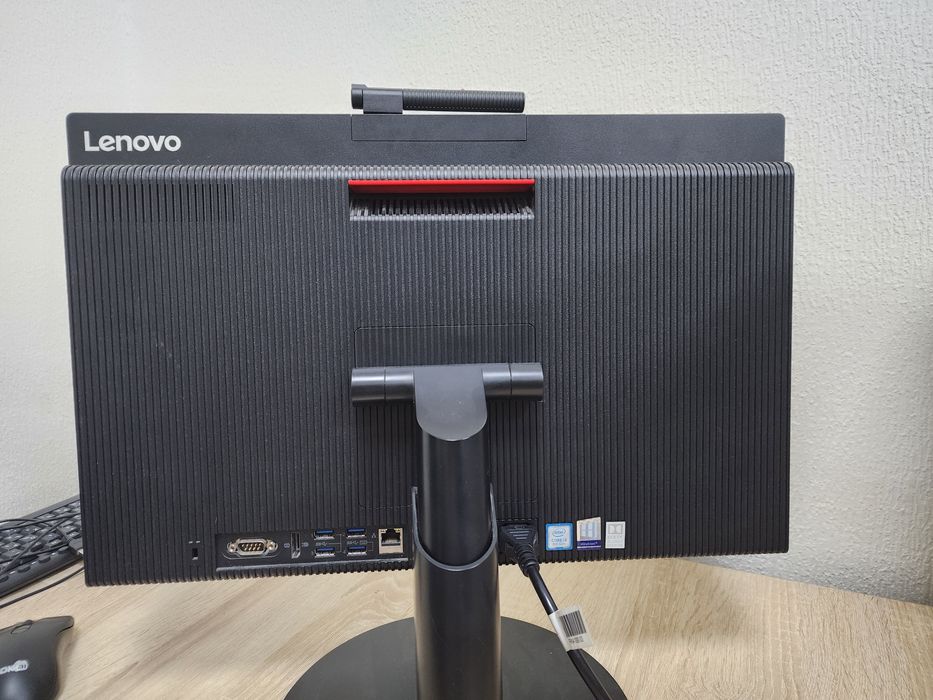 LENOVO Monoblok  sotiladi