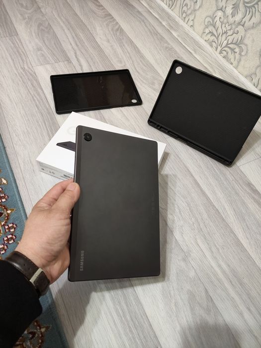 Продам Samsung Tab A8