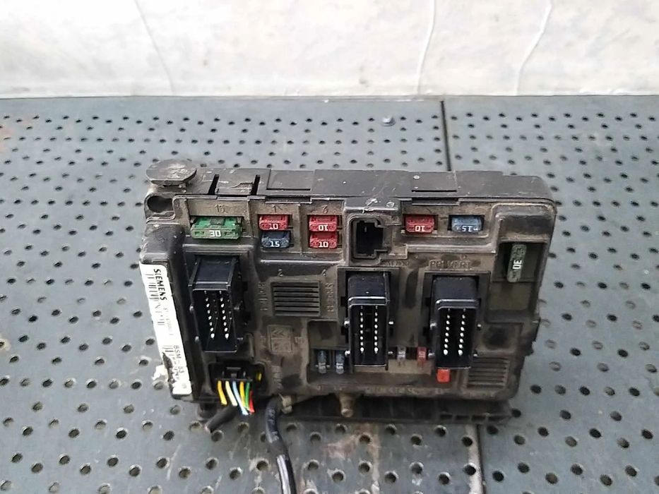 Panou sigurante peugeot 207 9643498880