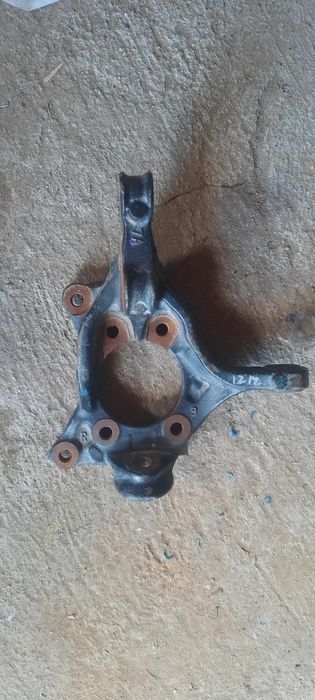 Цапа со ступицы на тойоту