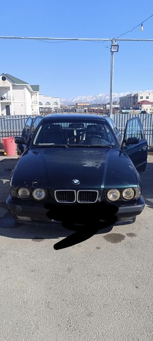 Продам БМВ срочного.