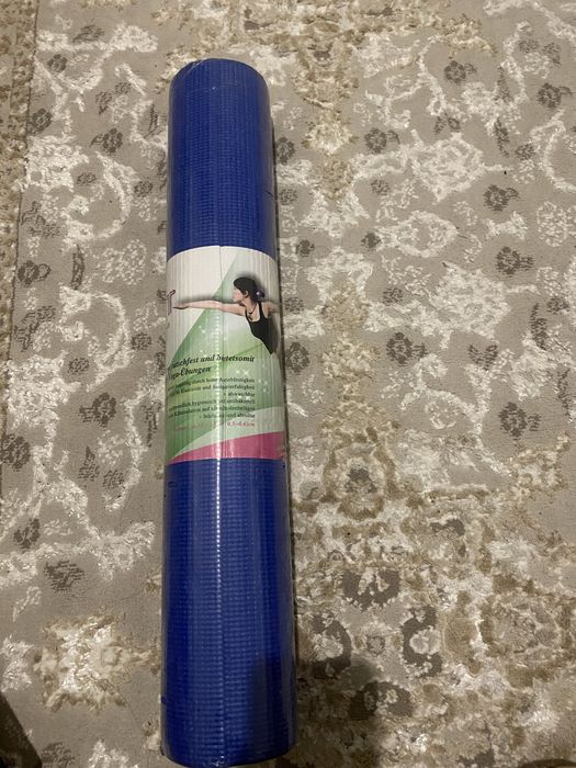 Коврик для йоги фитнеса