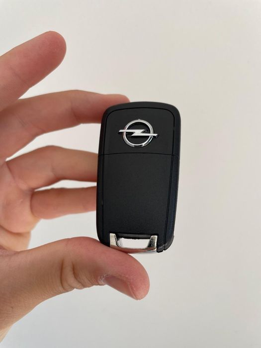 Carcasa cheie 2butoane Opel Zafira,Astra,Insignia tip briceag