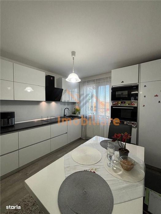 Apartament  3 Camere | Etajul 6 | Str. Coposu | Rogerius | Oradea