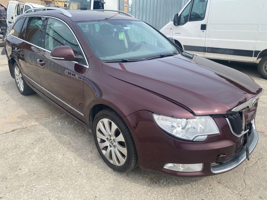 Skoda Superb 1.8 TSI, 160 ph., 6 sp., engine CDA, 2013, 115 000 km.