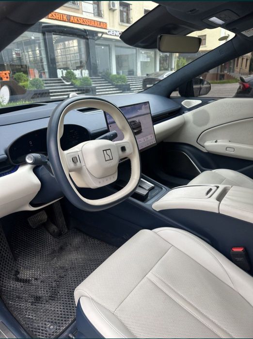 Zeekr 007 2024 — 7