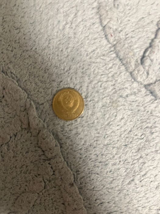 Продаю старинные монеты