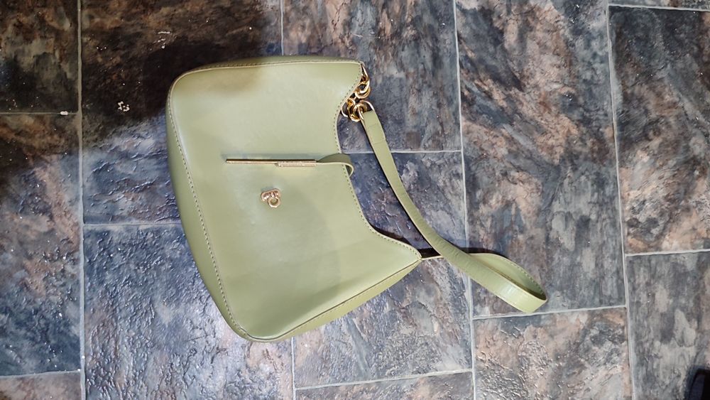 Продается шикарные су1000 люьая6