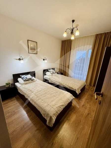 Продава се Тристаен апартамент в к.к. Слънчев бряг - 95 кв.м за 698 €/кв.м - Снимка #2