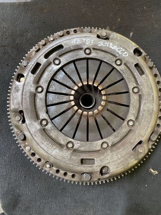 Kit Ambreaj volanta Placa Disc Vw 1.4FSI Scirocco Tiguan Pret 700 lei