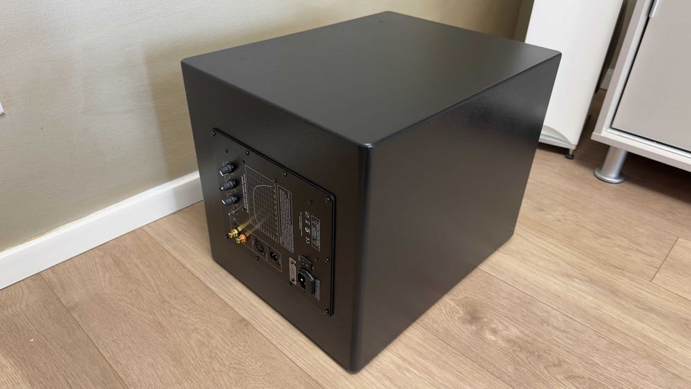 Subwoofer Activ DYI project, 300W/ 600W .