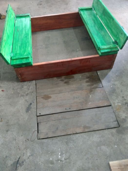 Песочница деревянная