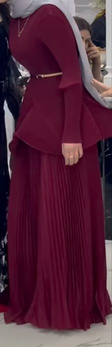 Двойка в цвете марсал, гафре